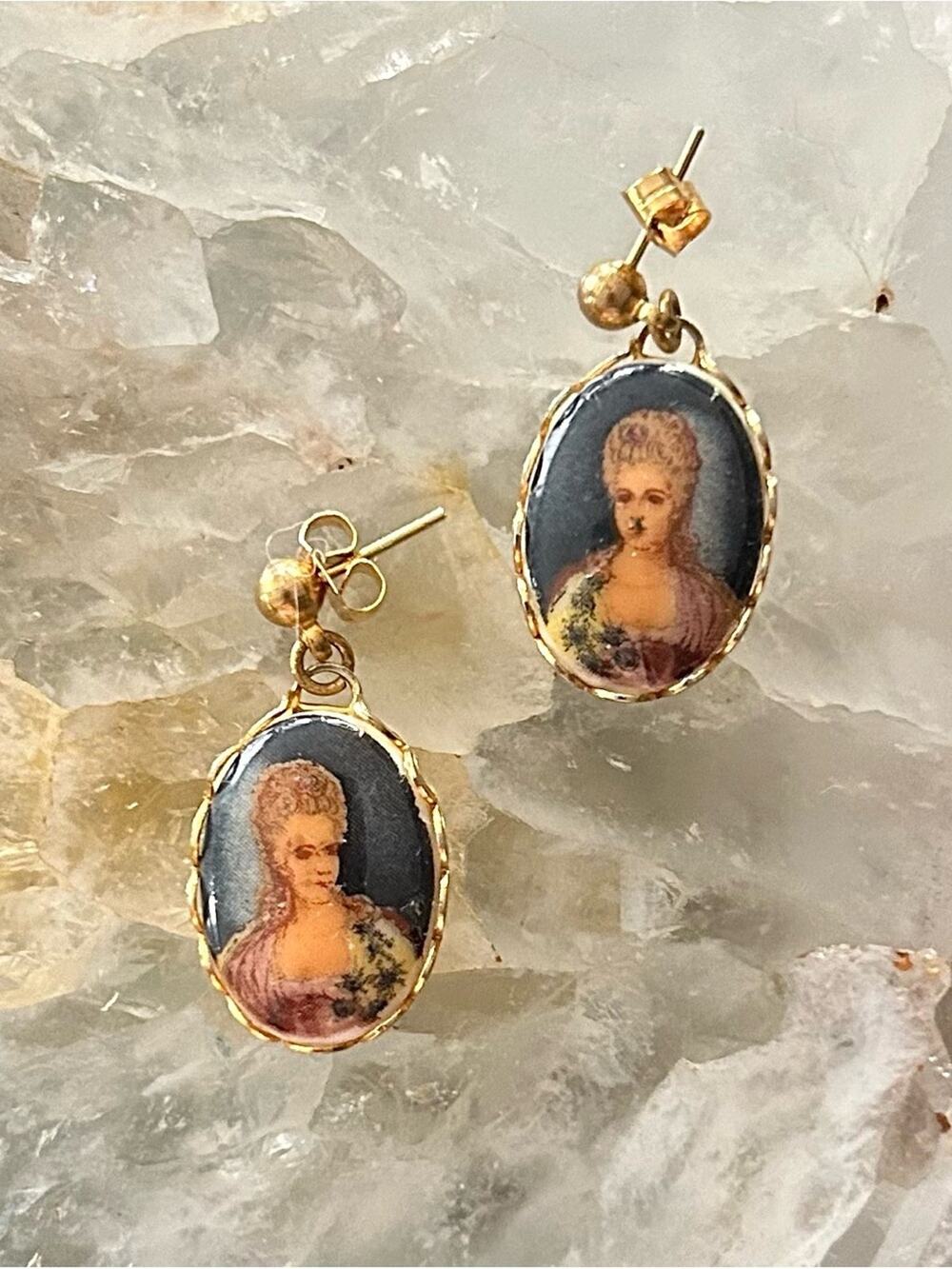 Coquette Gold-Tone Portrait Cameo Drop Pierced Earrings